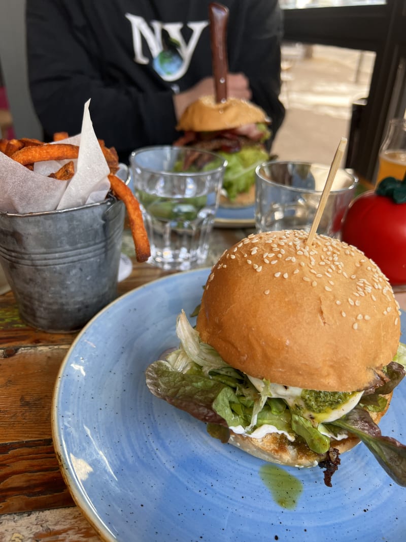 53 Boulevard Du Montparnasse 75006 Paris Bistro Burger Montparnasse in Paris - Restaurant Reviews, Menu and Prices |  TheFork