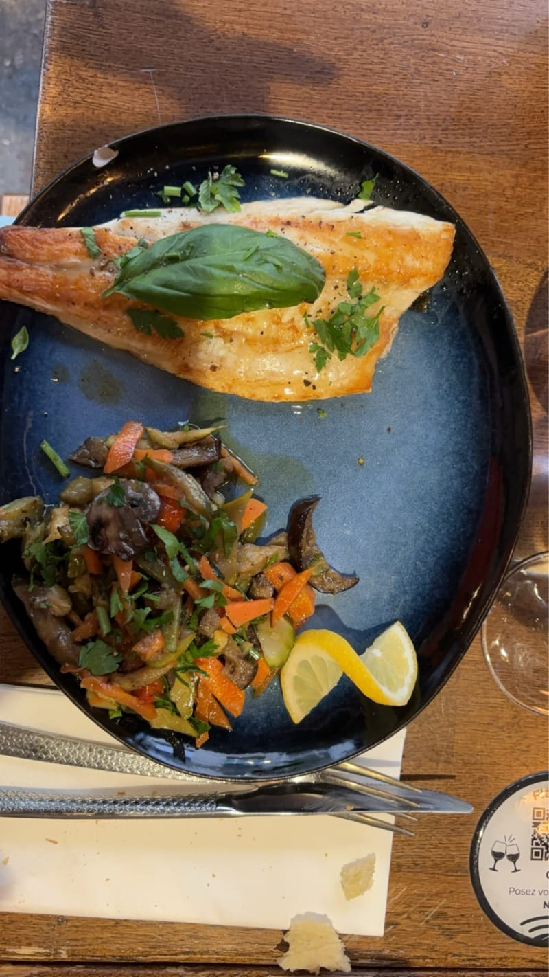 Poisson du Marché, sauce agrumes, lègumes poêlés  - Le Bar de Jarente, Paris