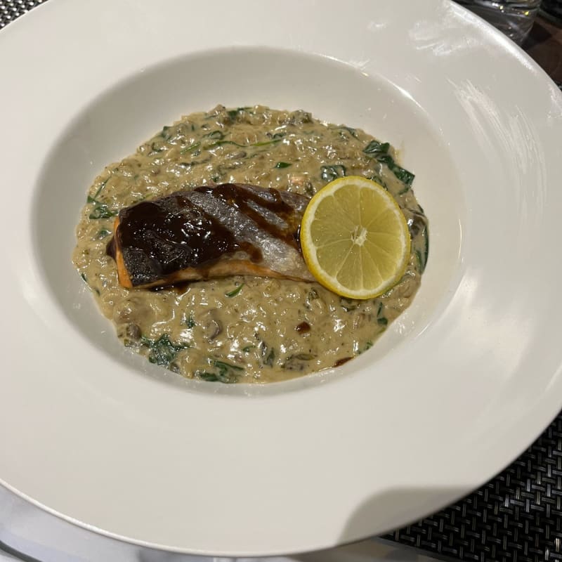 The Restaurant and Bar at Thistle Royal Trafalgar a Londra Menu