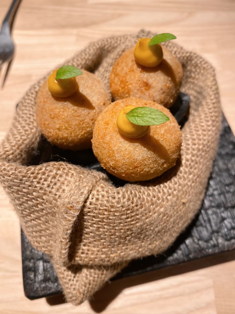 Arrea! in Santikurutze Kanpezu - Restaurant Reviews, Menu and Prices ...