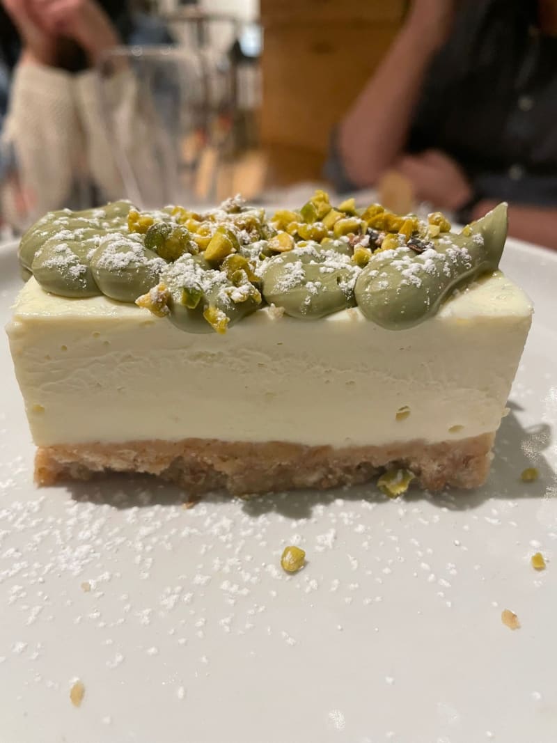 Cheesecake Cioccolato bianco e pistacchi - LaBottega, Lainate