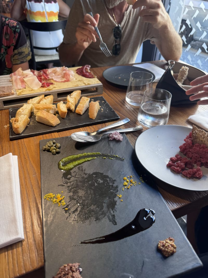 Nana Meat & Wine, La Spezia