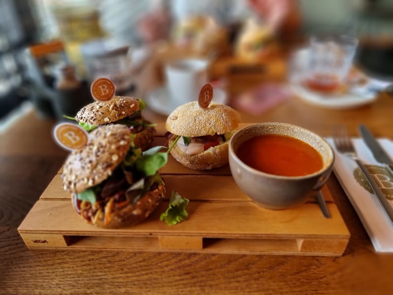 Sliders, lunch 3 broodjes en soep - Brabantse Land, Giessen