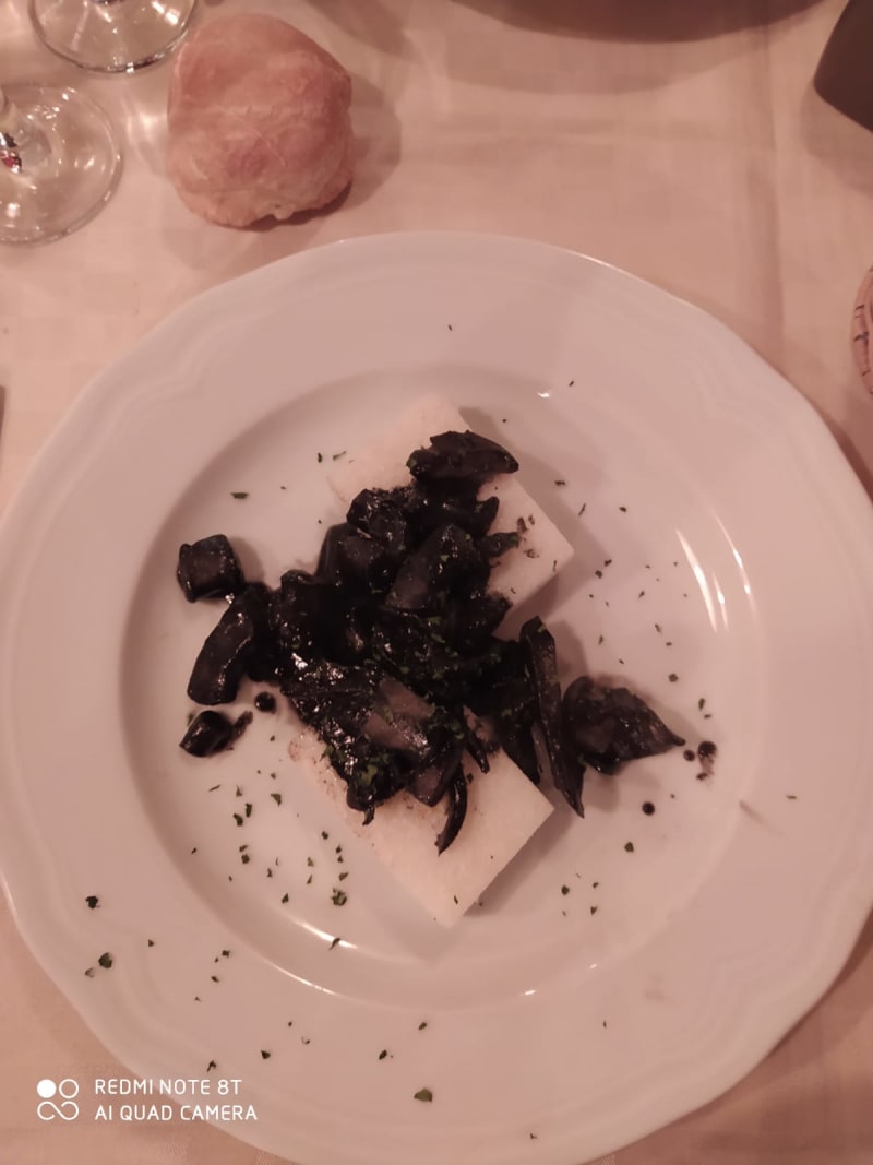 Seppie alla veneziana - Trattoria alle Burchielle, Venice