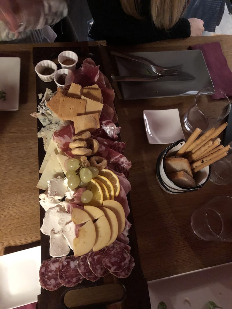 Tastuma Cheese&wine Bar a Torino Menu, prezzi, immagini, recensioni e indirizzo del ristorante