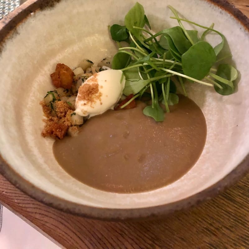 Soupe de topinambour et glace à l’oignon - Clover Saint Germain, Paris