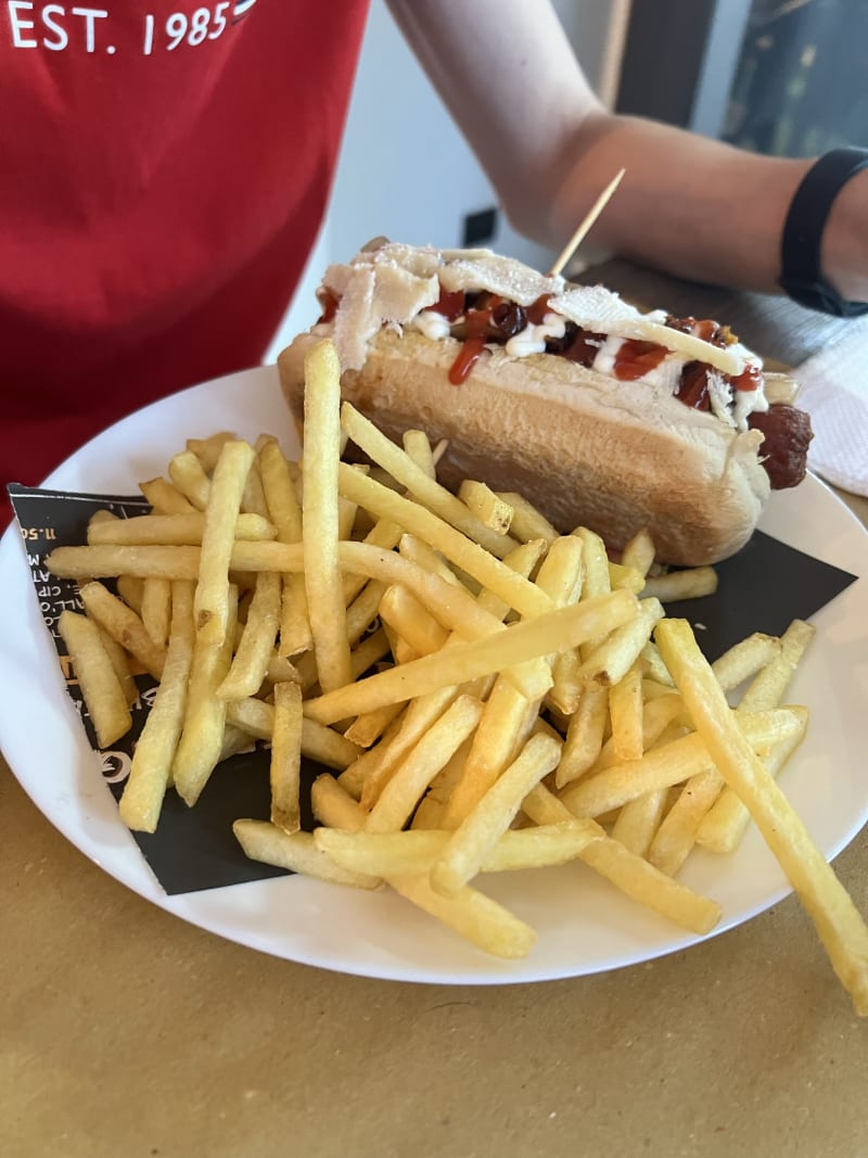 Jenever Hotdoggeria 