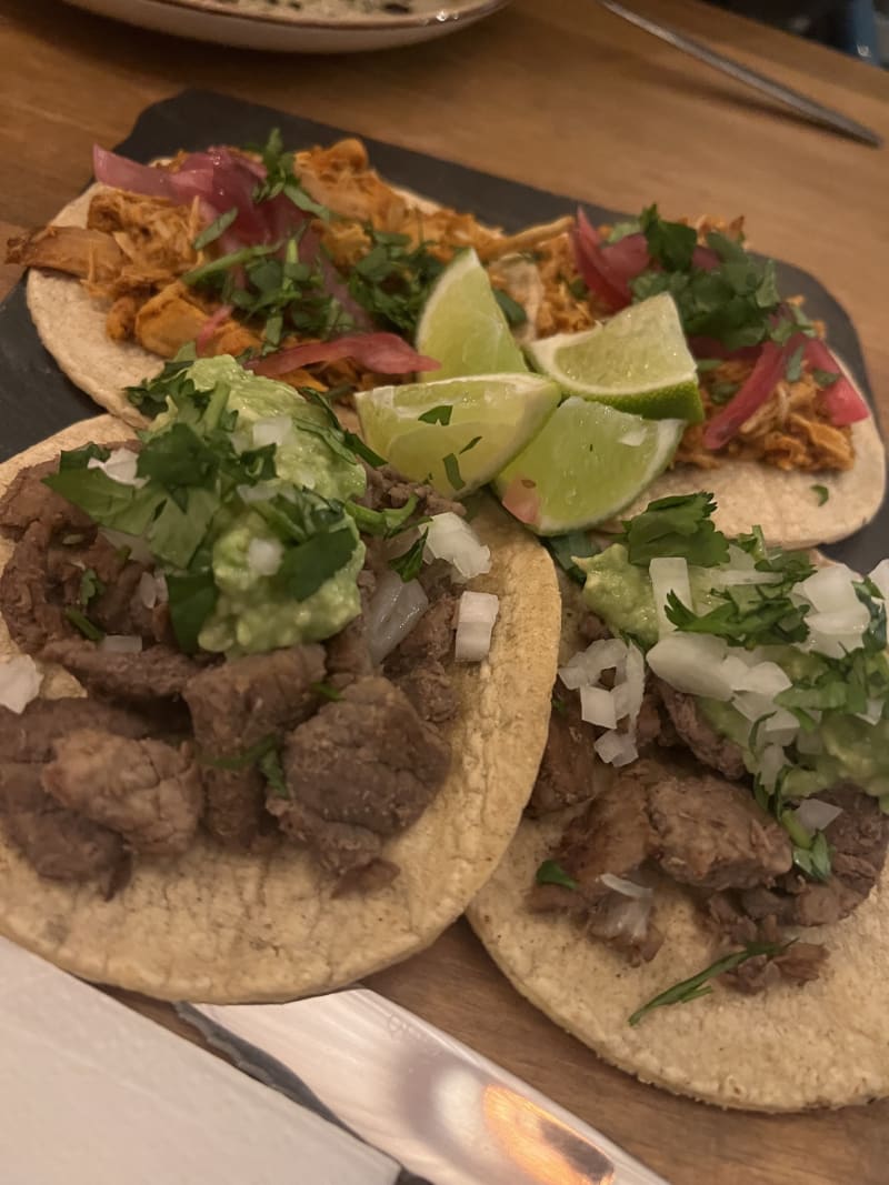 MEXITA Taco Bar/ Italian Fusion, Madrid