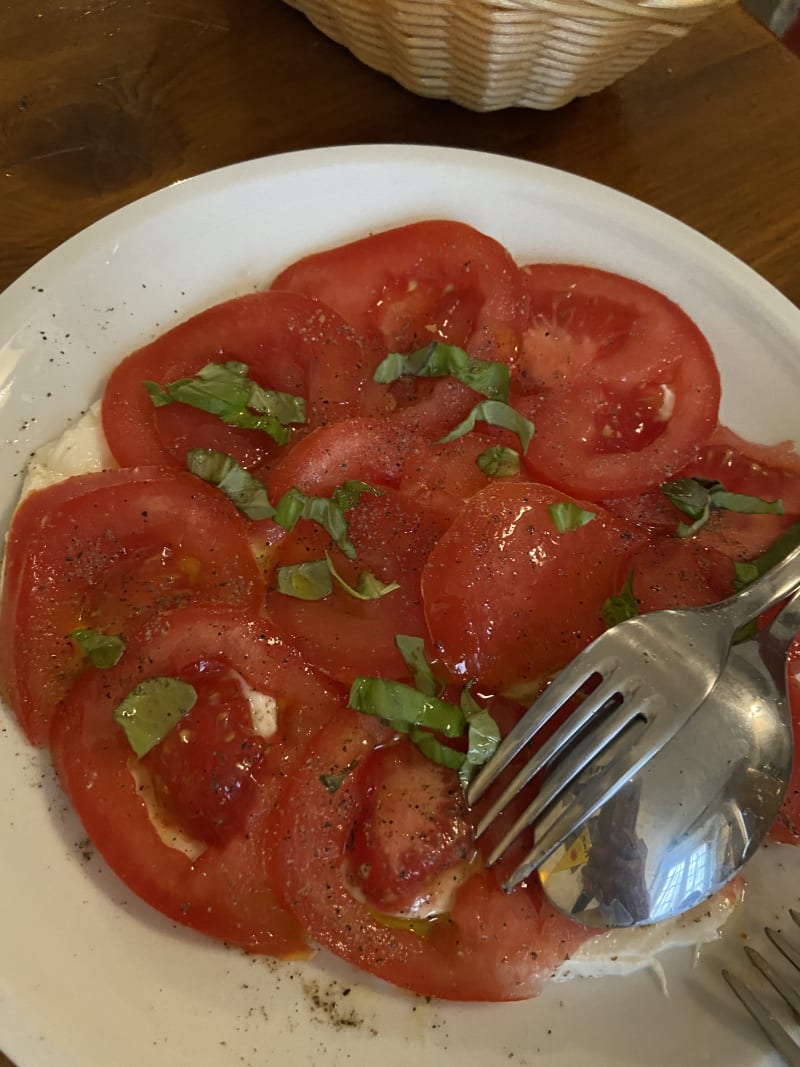 Caprese salad  - Taverna Malanotte, Bellano