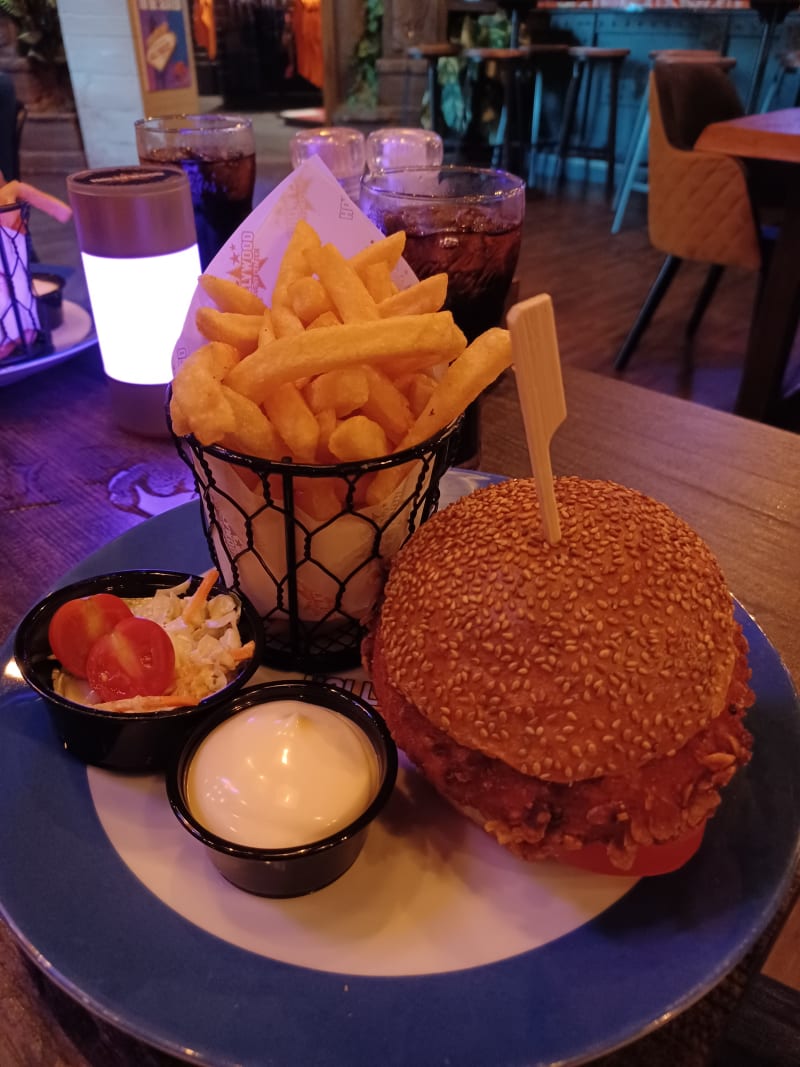 Hollywood Event Center Sportsbar in Rotterdam Restaurant Reviews