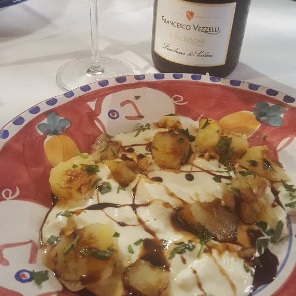 Stracchino con patate lesse e aceto balsamico di Modena - Osteria Ruggera, Modena