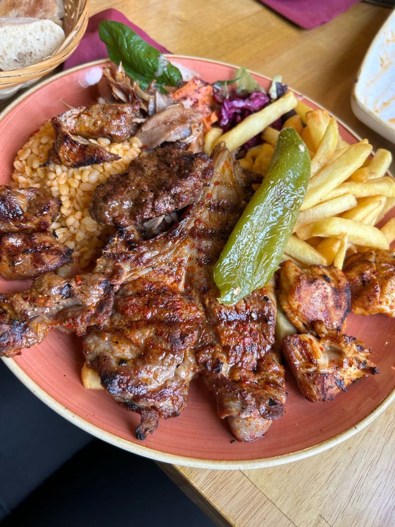 Restaurant Hêvî, Paris