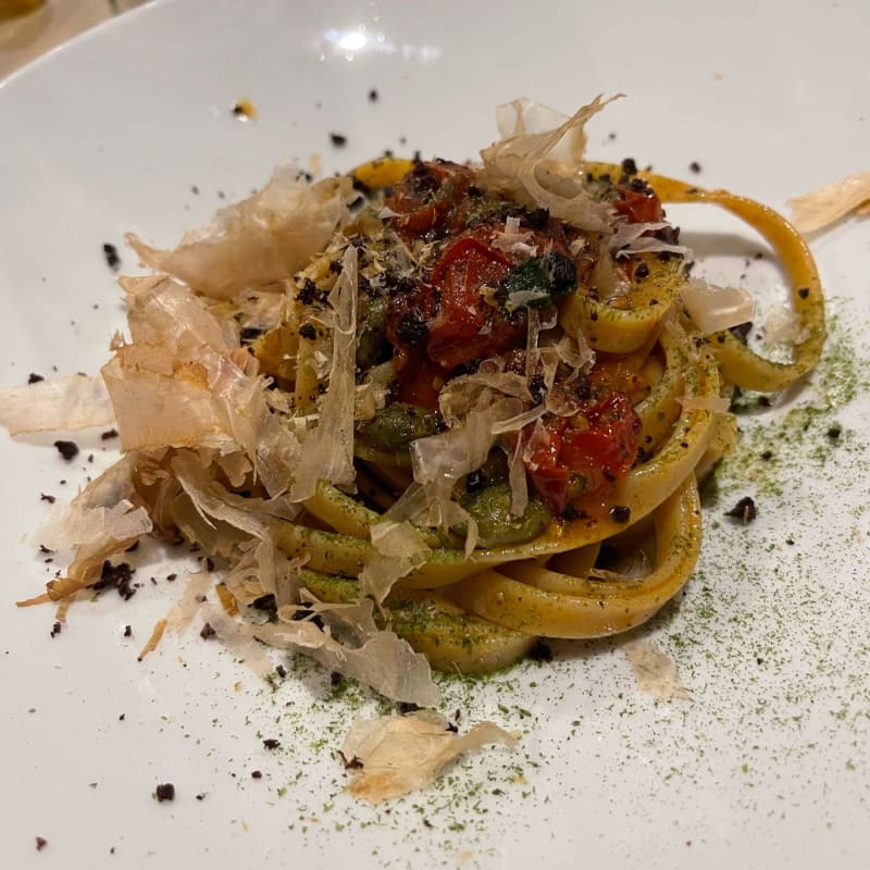 Tagliatella De Martino alla puttanesca orientale - Monna Lisa Bistrot