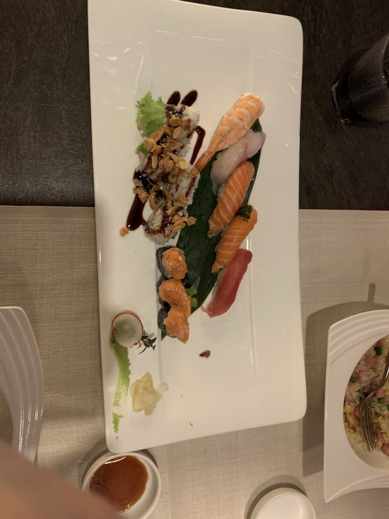 Muud Creative Sushi, Milan