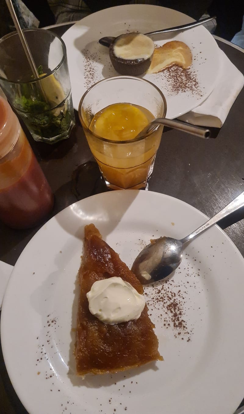 Tarte Tatin maison - La Taverne de l'Olympia, Paris