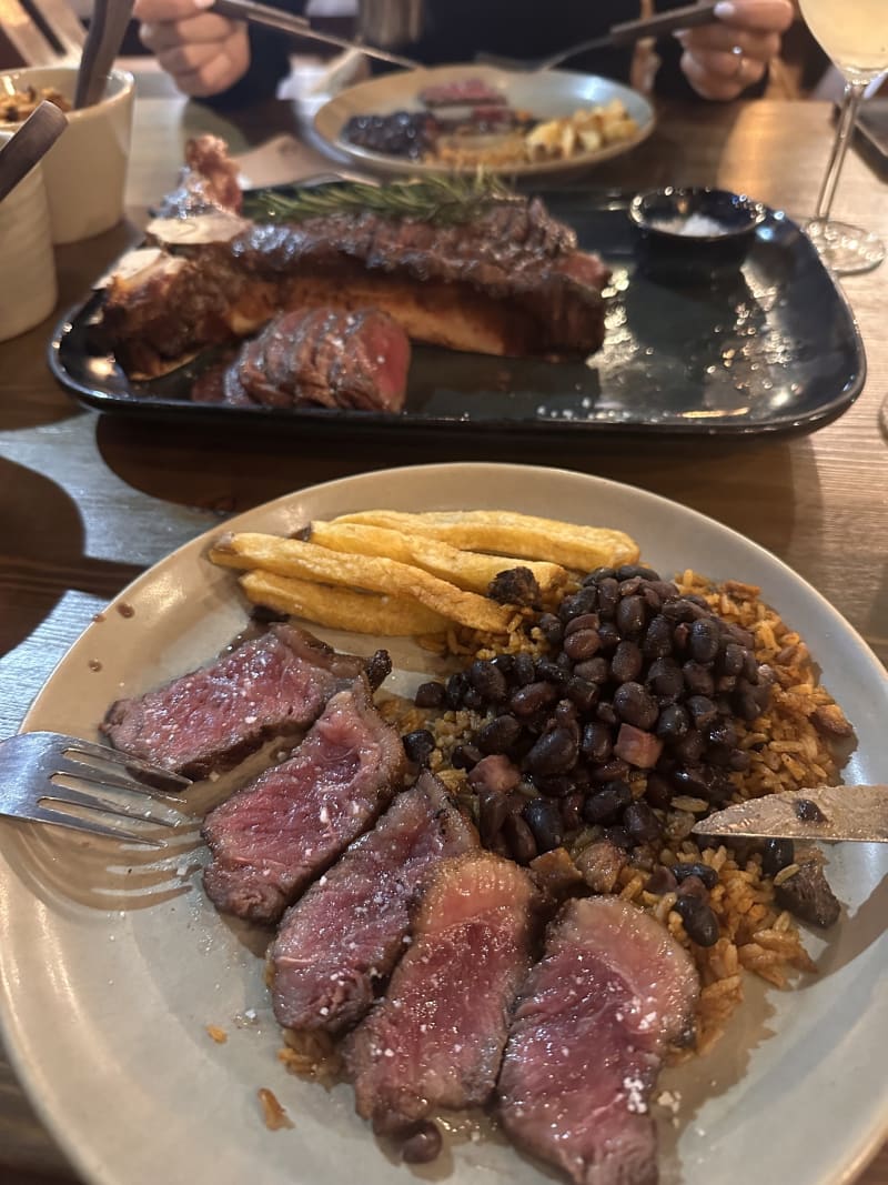 Restaurant Terminal 4450 à Matosinhos Menu, avis, prix et réservation