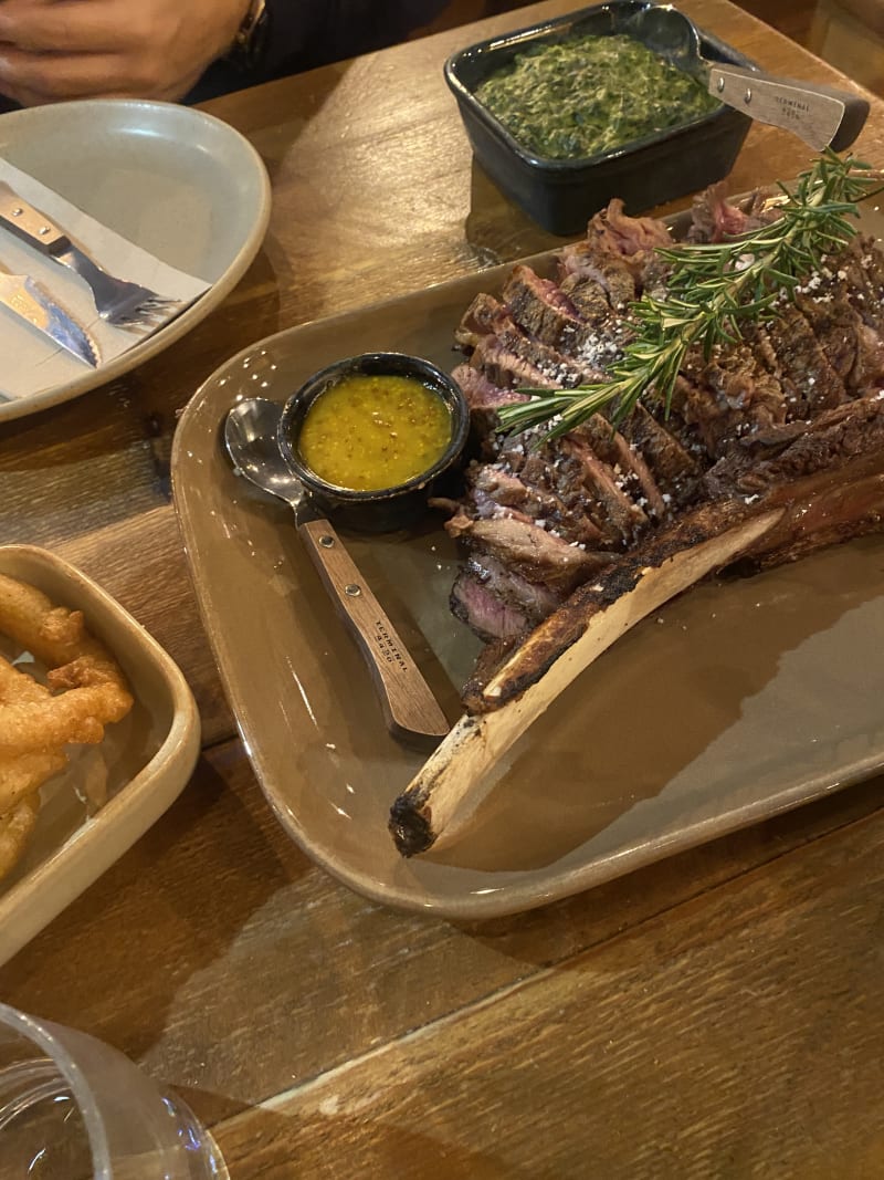 Restaurant Terminal 4450 à Matosinhos Menu, avis, prix et réservation