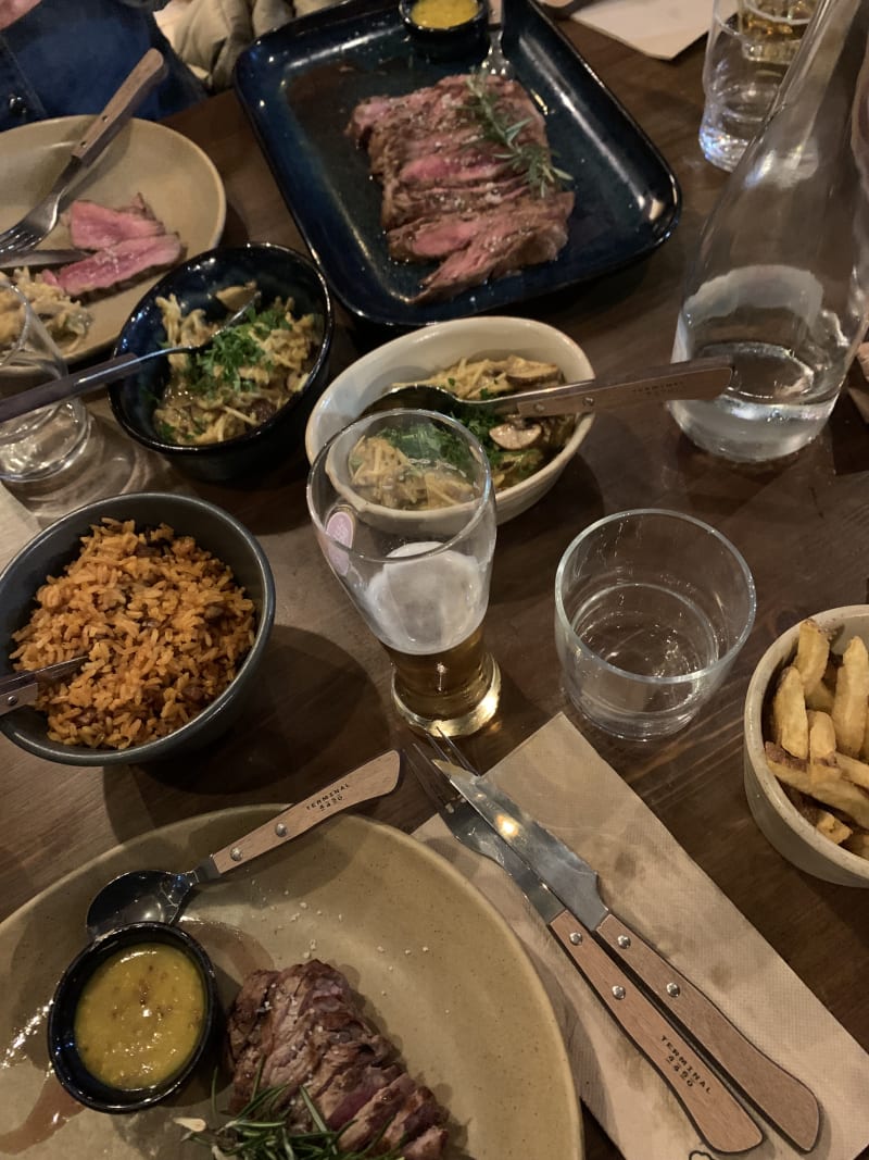 Restaurant Terminal 4450 à Matosinhos Menu, avis, prix et réservation