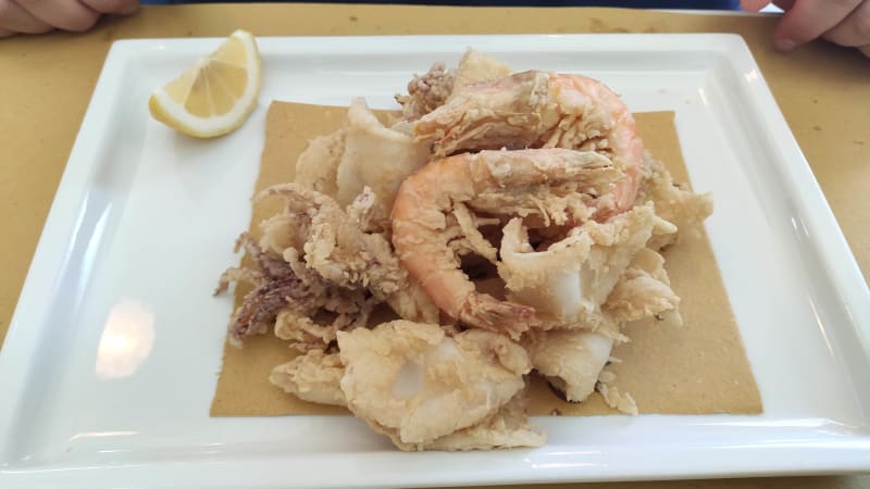 Fritto Di Calamari E Gamberi  - Milù