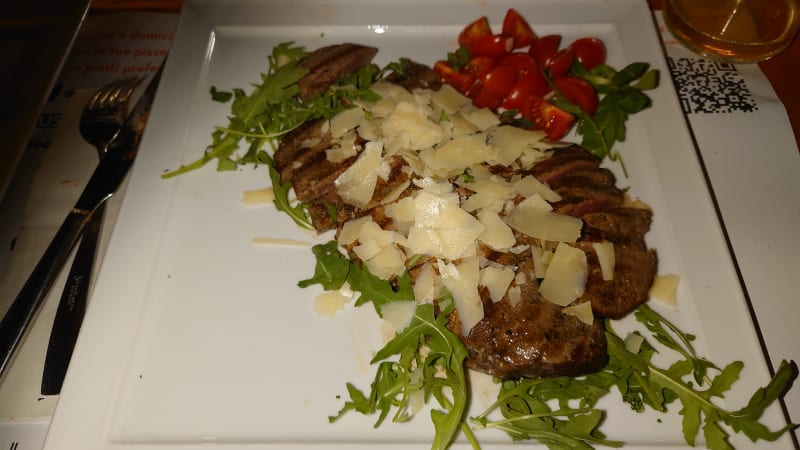 Tagliata di Manzo Rucola e Grana  - La Margherita, Imola