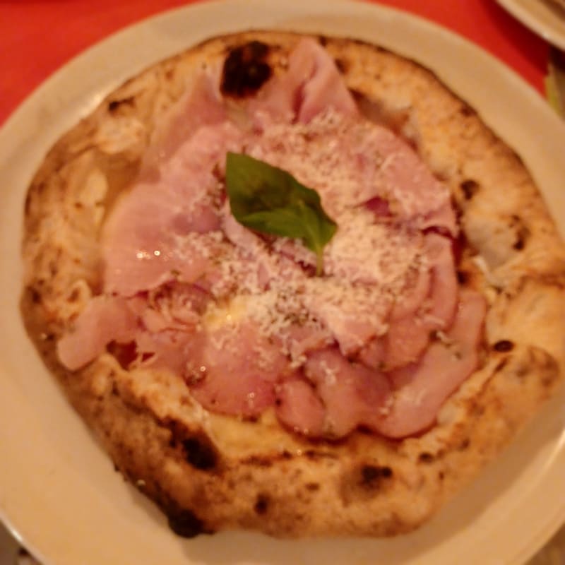 pizza liam
 - Baccanale, Viareggio