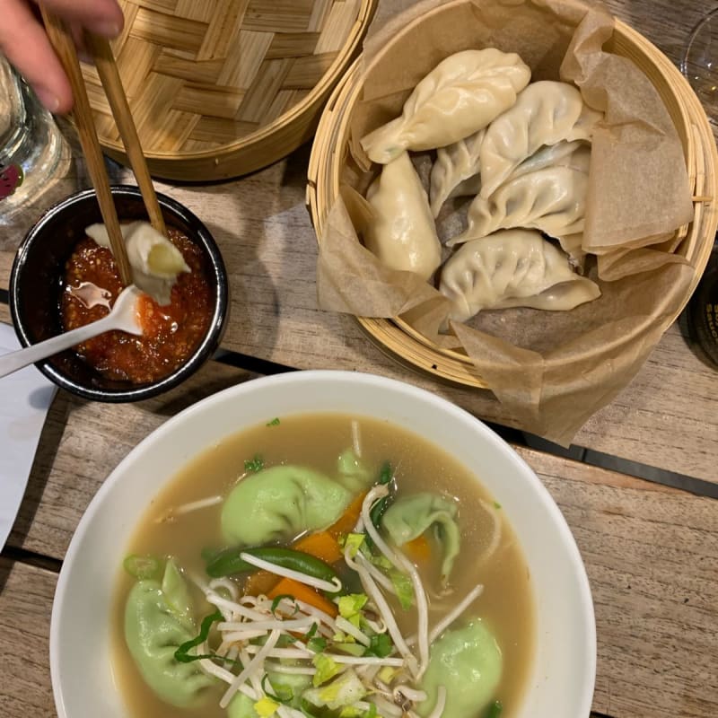 Momos with potato and with beef - Tibet Café, Geneva