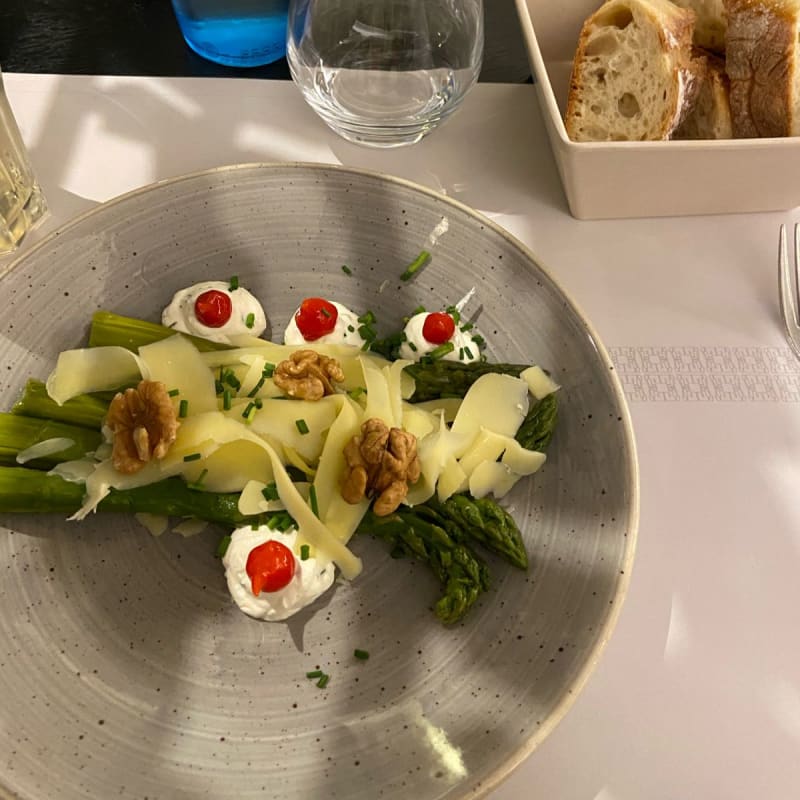 Asparagus and goats cheese  - Restaurant Café de la Paix, Reims