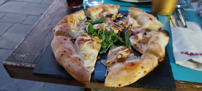 Mani Pizza e Cucina Albenga