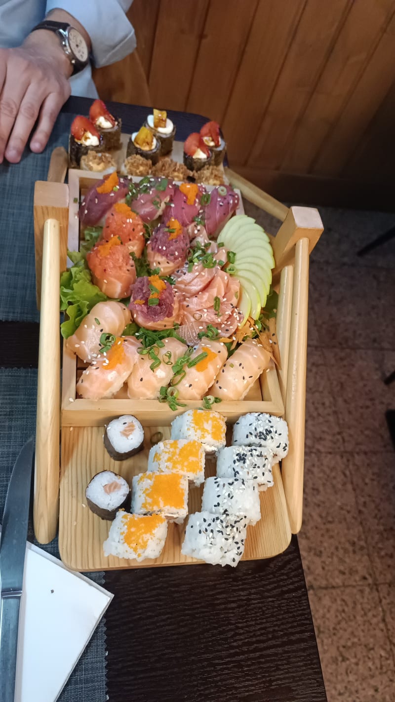 Sushi Em Barco 40pcs - Lorento Restaurante, Lisbon