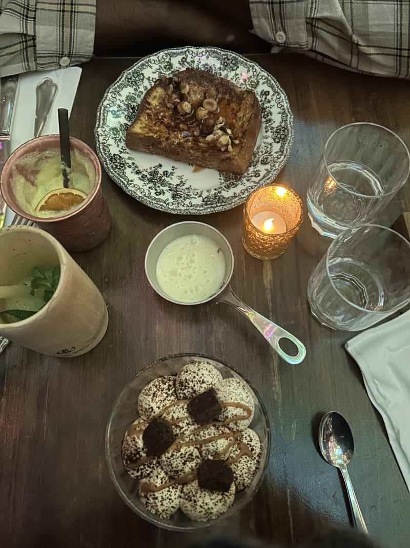 Jungle Palace Restaurant - Ephemera in Paris - Restaurant Reviews, Menu