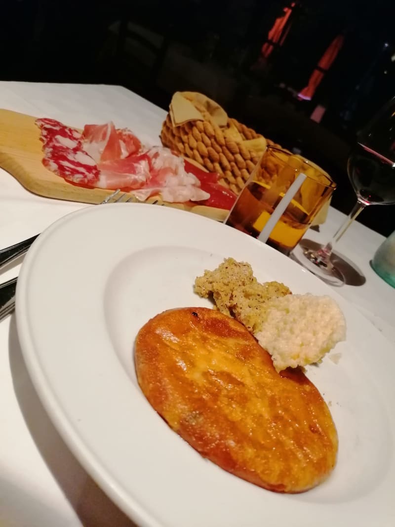 Frico e Tagliere di Salumi - Osteria di Villafredda