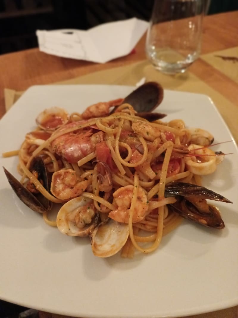 Linguine frutti di mare  - La Nuova Grotta, Venice