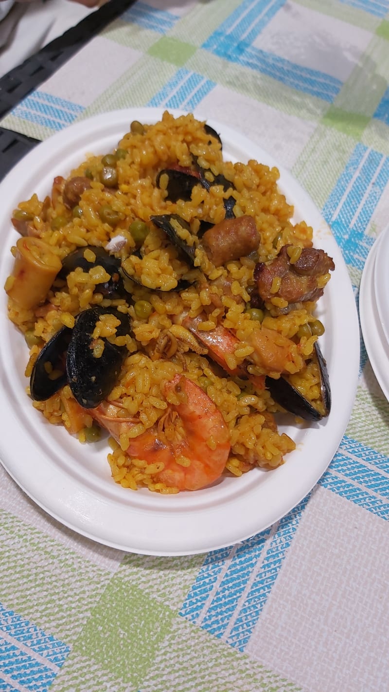 Maxi Paella - Bella Recco