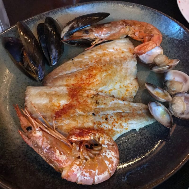 The fish was well cooked, by the real star of this dish was the langoustines - they were well cooked yet still tender - super yummy! - Can Nico, Barcelona