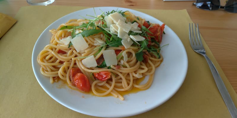 Spaghetti Rucola e Speck - Don Vito Lounge Bar & Beer