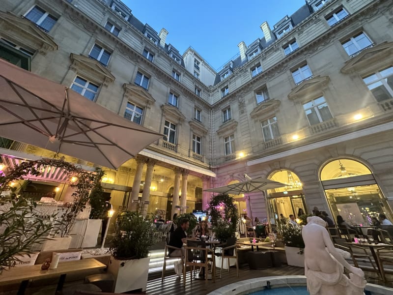 Hôtel Westin / La Terrasse Des Roses, Paris