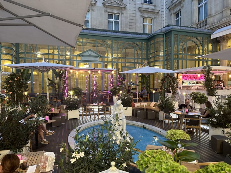 Hôtel Westin / La Terrasse Des Roses, Paris