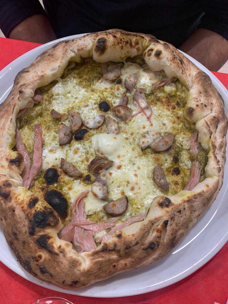 Pizzeria Vesuviana, Naples