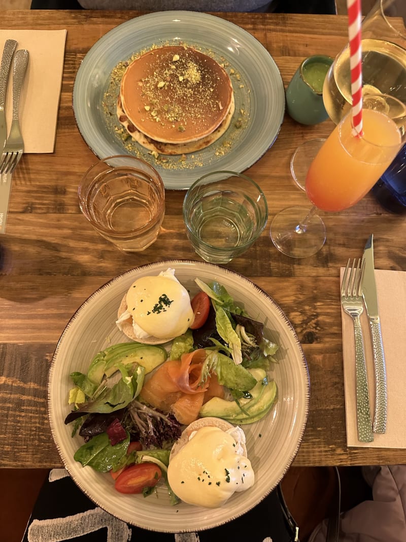 Bubbles and Brunch, Barcelona