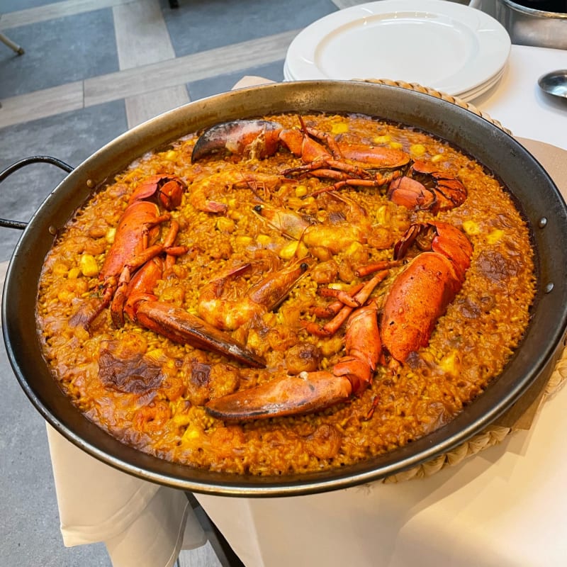 Restaurante L'Albufera Hotel Meliá Castilla en Madrid Menú 2022