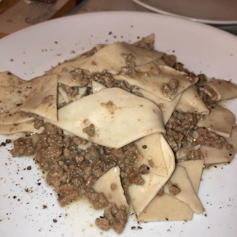 Maltagliati fatti in casa al ragù bianco - Vineria San Fortunato, Todi