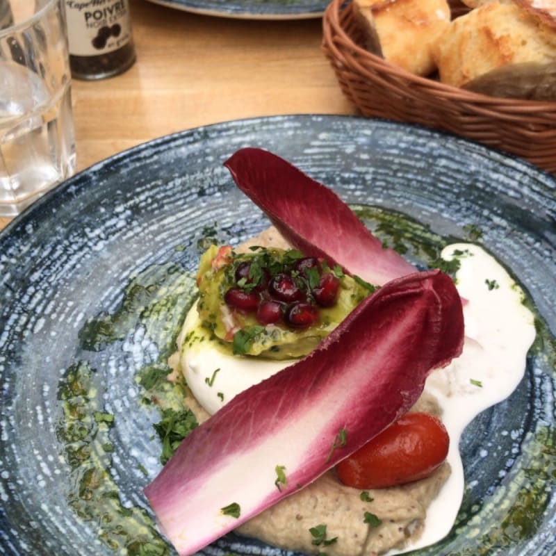 Burrata crémeuse  - Léo Bistrot, Paris