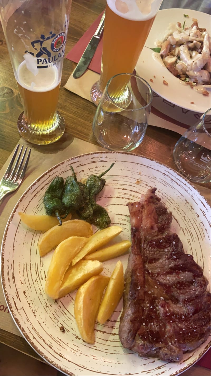 Lomo de carne madurada 40 días  - Café de la Cruz, Madrid