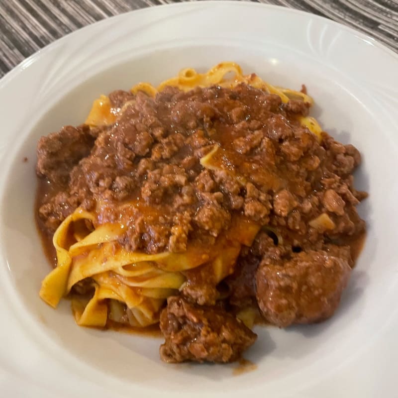 Tagliatelle al ragù  - Agriturismo Mongiorgi i Salici