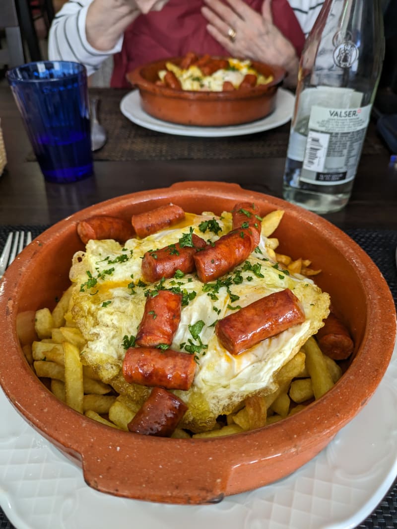 Restaurant El Campanu Centro Asturiano de Ginebra, Geneva