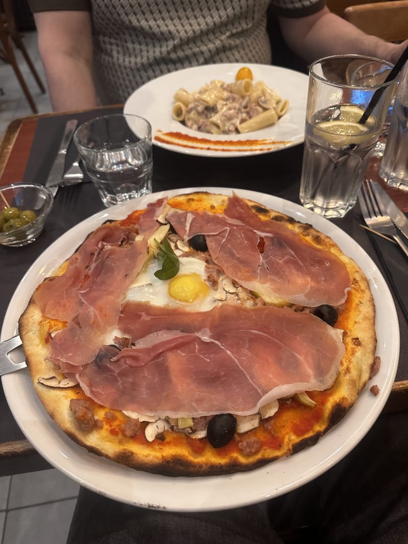 Pizza e  Fichi, Paris