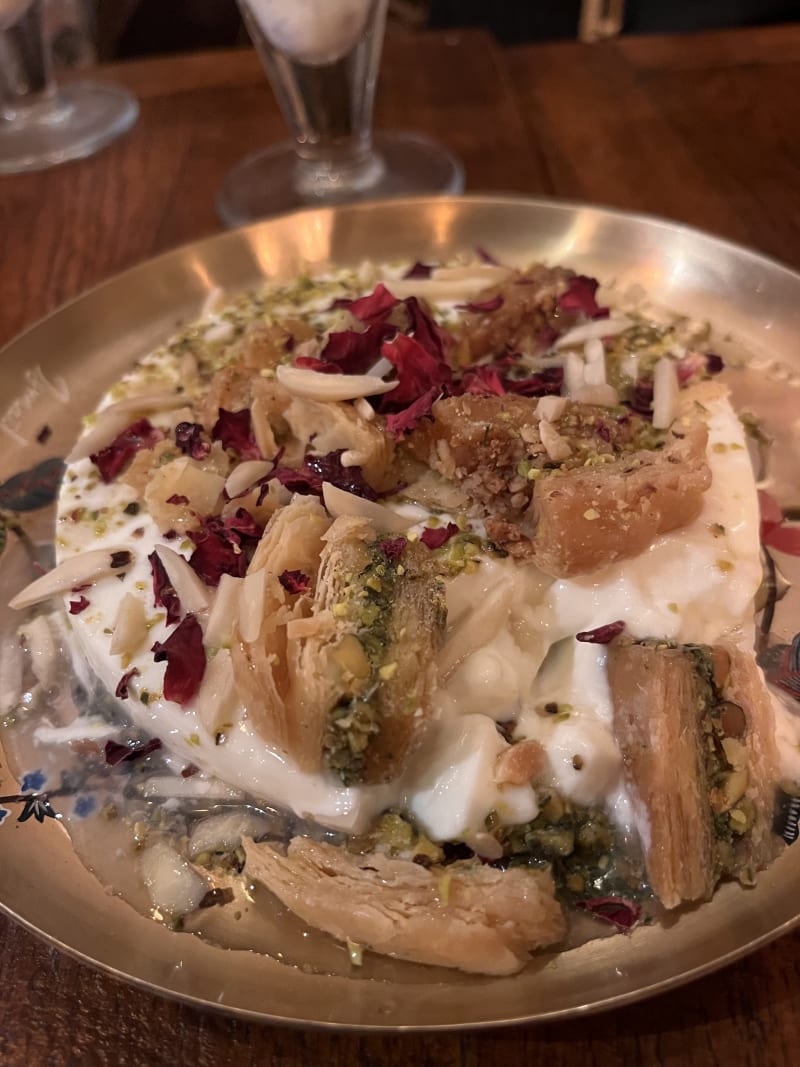 Mohalabieh baklava - Ismaïl, Paris