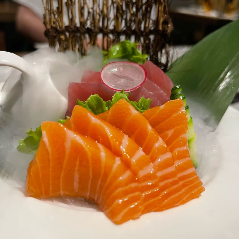 Sashimi salmone e tonno - Mizu Sushi, Varese