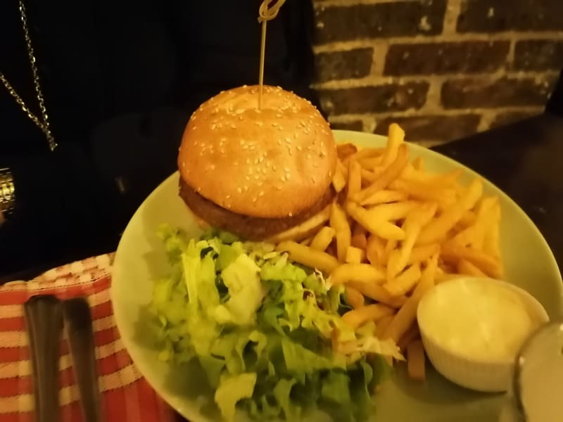 Caprice Café, Paris