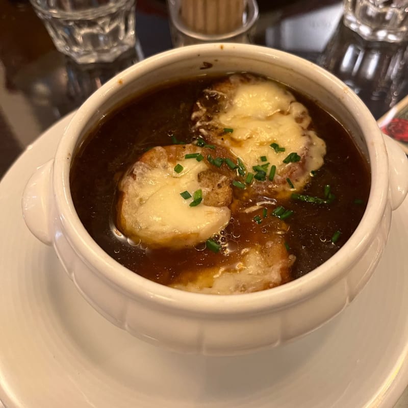 Onion soup - Café Blanche, Paris